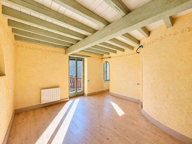 Maison de caractère au cur dEysins (4)