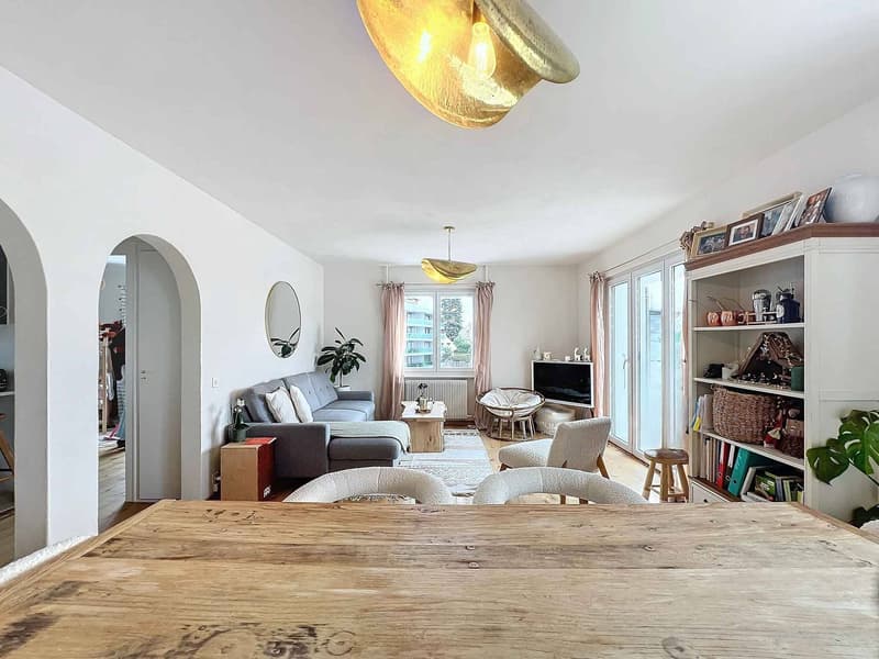 Charmant appartement de 3,5 pièces entièrement rénové (1)
