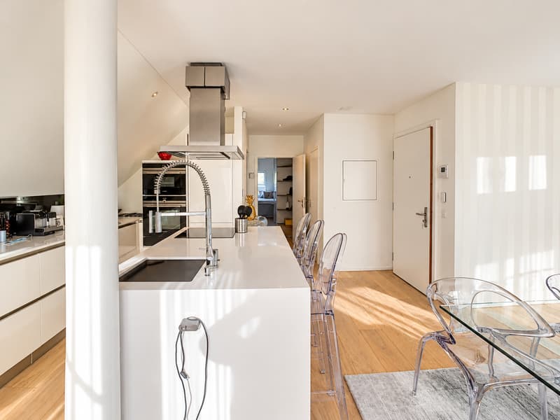 Très bel appartement en attique à deux pas du centre (2)