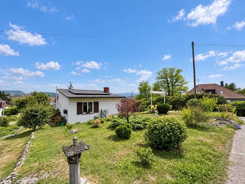 Villa individuelle avec un beau jardin à La Sarraz (5)