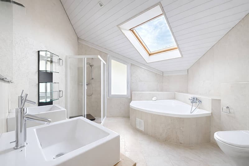 Duplex lumineux avec jardin attenant à l'ISL (9)