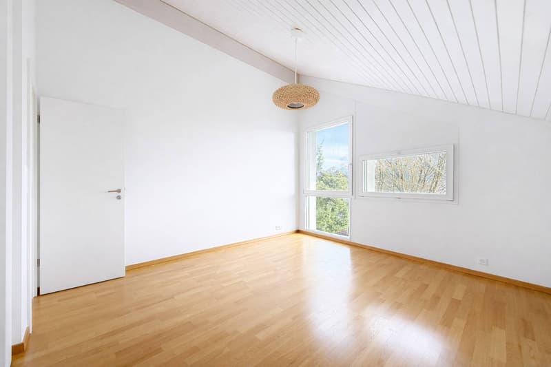 Duplex lumineux avec jardin attenant à l'ISL (11)