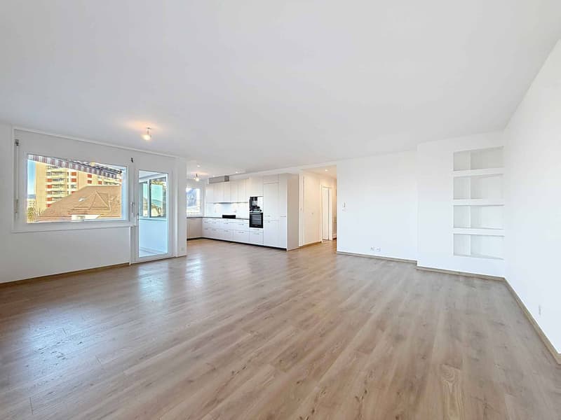 Appartement 5.5 pièces rénové avec studio indépendant (5)