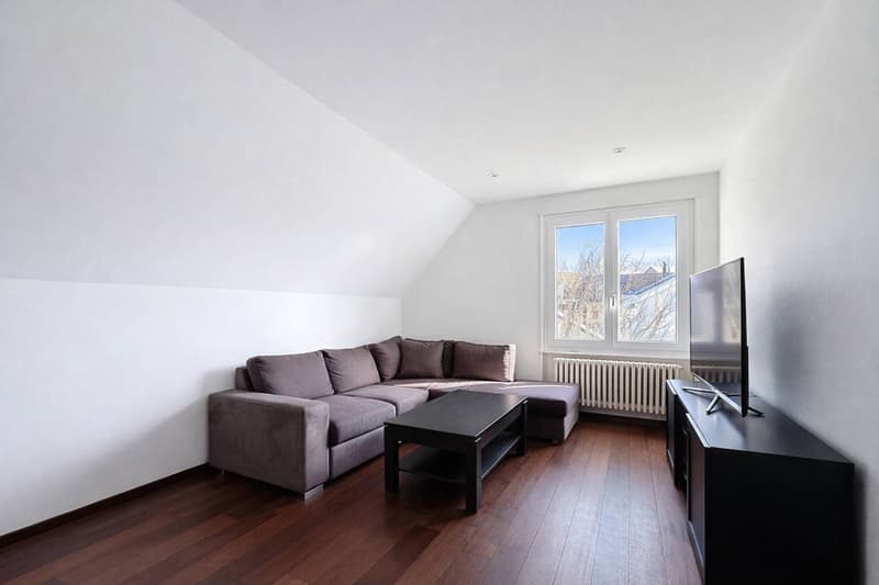 Élégante villa familiale avec piscine intérieure, sauna et hammam (9)