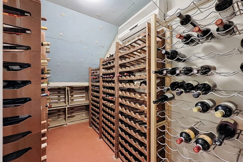 Élégante villa familiale avec piscine intérieure, sauna et hammam (11)
