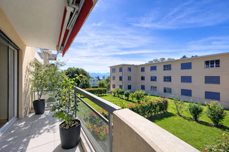 Appartement de standing de 4.5 pièces au cadre sécurisé et verdoyant (6)