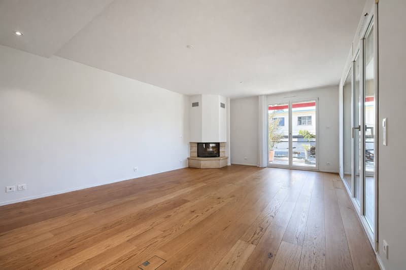 Appartement de standing de 4.5 pièces au cadre sécurisé et verdoyant (3)