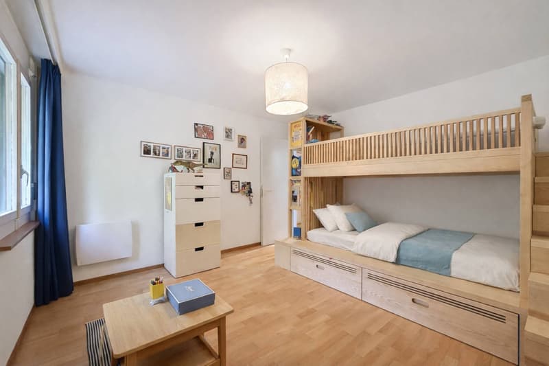 Appartement lumineux de 100 m² situé dans un quartier calme (9)