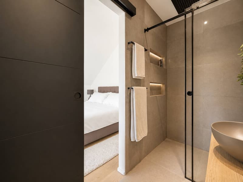 Propriété contemporaine avec piscine & espace bien-être (8)