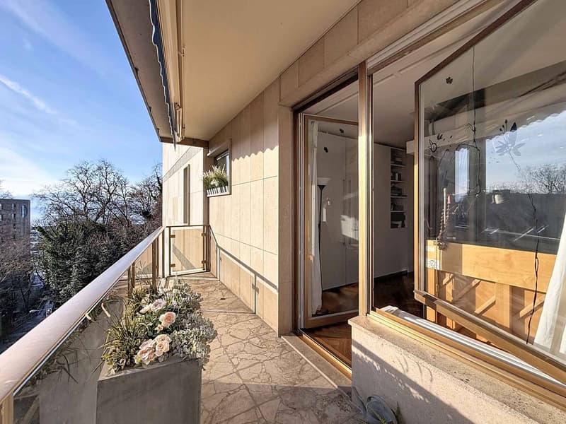 Au cur de Ouchy, appartement de standing de 7 pièces avec vue sur le lac (11)