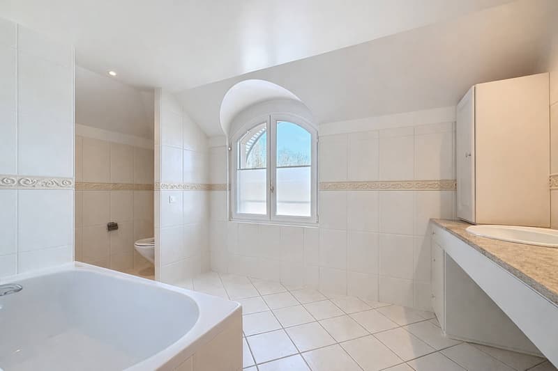 Exclusivité à Lutry Villa de maître de 420 m2 avec vue lac panoramique (13)