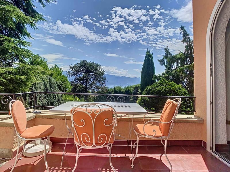 Villa de style Toscan au cur de Pully (5)