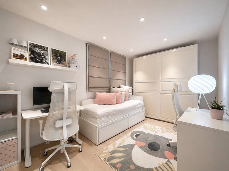Appartement de standing de 165 m² en rez-de-jardin (13)