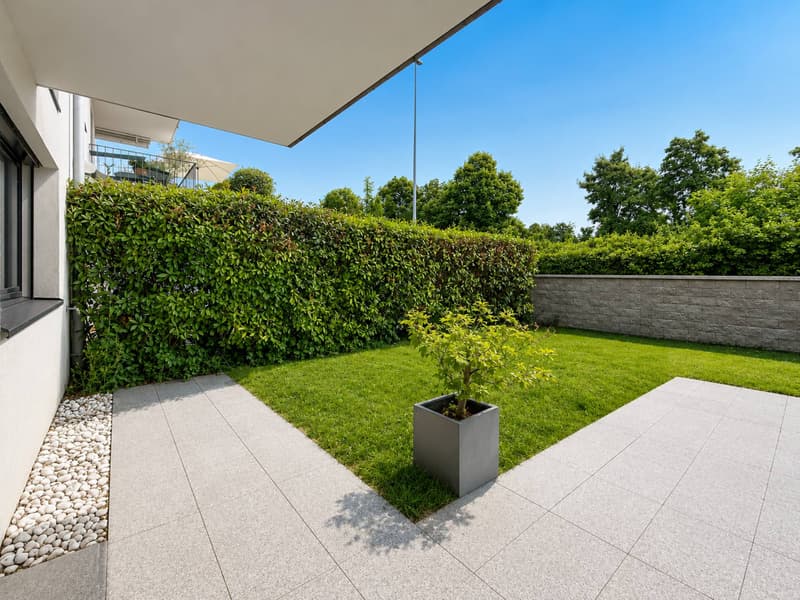 Villa mitoyenne contemporaine avec jardins et vue dégagée à Pully (11)