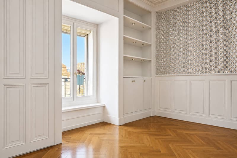 Appartement début XXème au coeur de la ville (8)