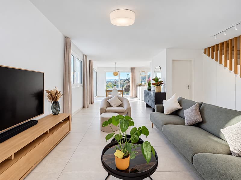 Duplex de 4.5 pièces avec jardin privatif et vue sur le lac (2)