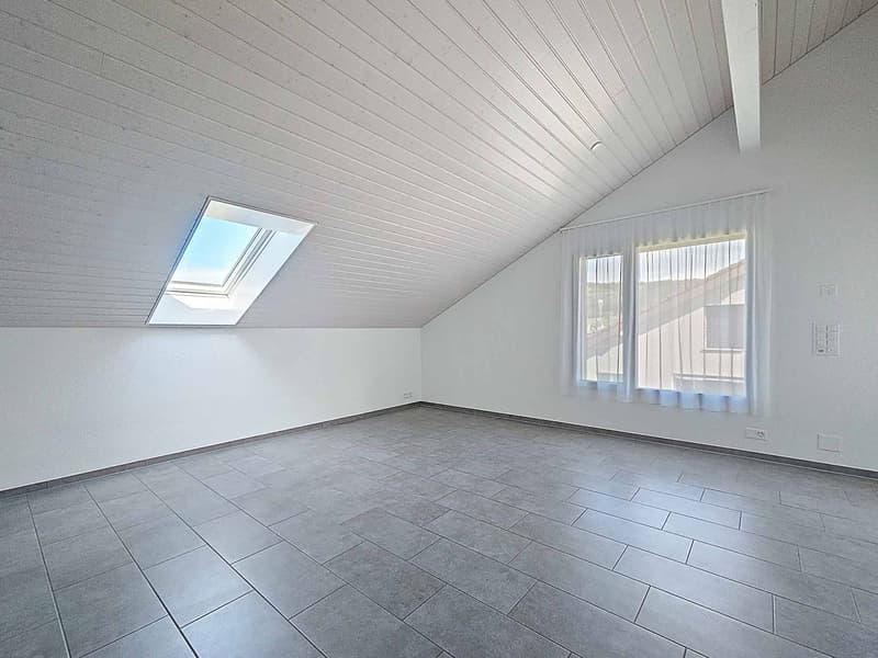 Appartement moderne de 3.5 pièces avec places de parc (6)