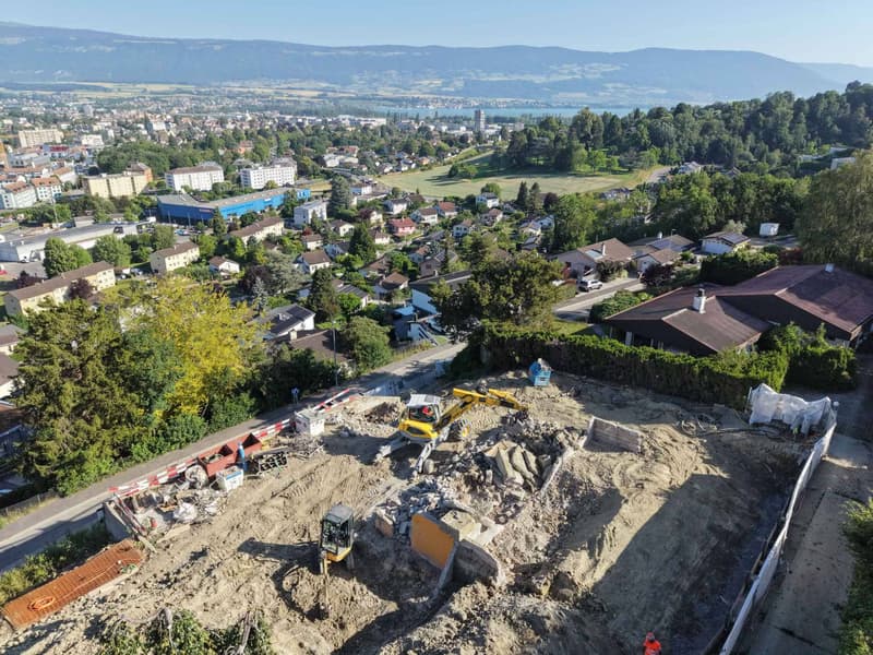 LOGEMENT DE STANDING AVEC VUE LAC ! (3)