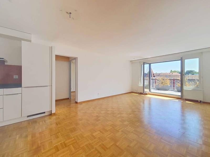 Élégant appartement de 4,5 pièces avec deux balcons au cur d'Yverdon-les-Bains (3)
