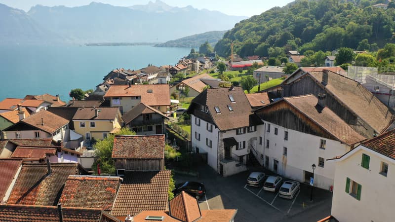Maison de 2 appartements, située au coeur du village de Saint-Gingolph (13)
