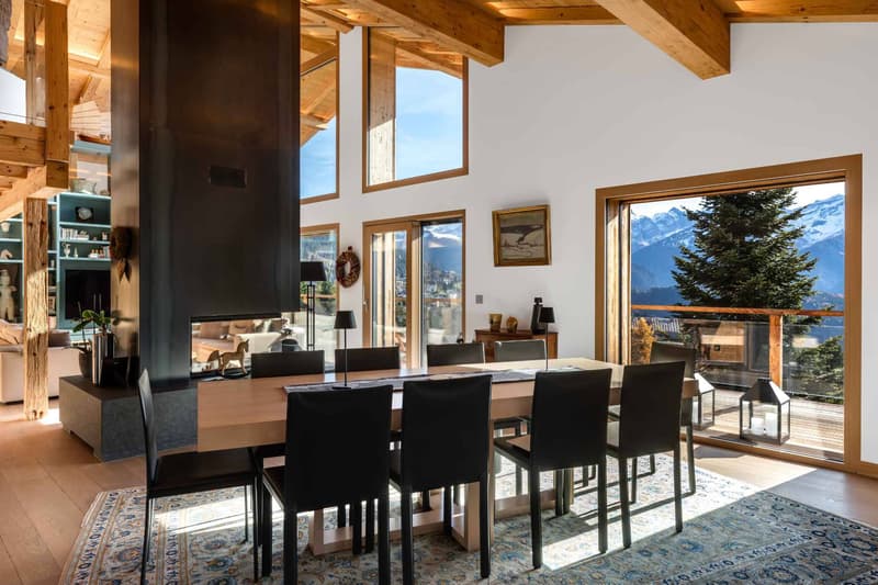 Chalet d'exception avec ascenseur privatif et vue imprenable (3)