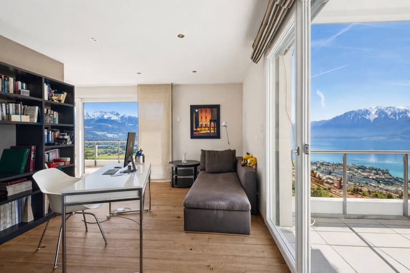 Duplex aux allures de villa avec vue imprenable sur le lac (7)
