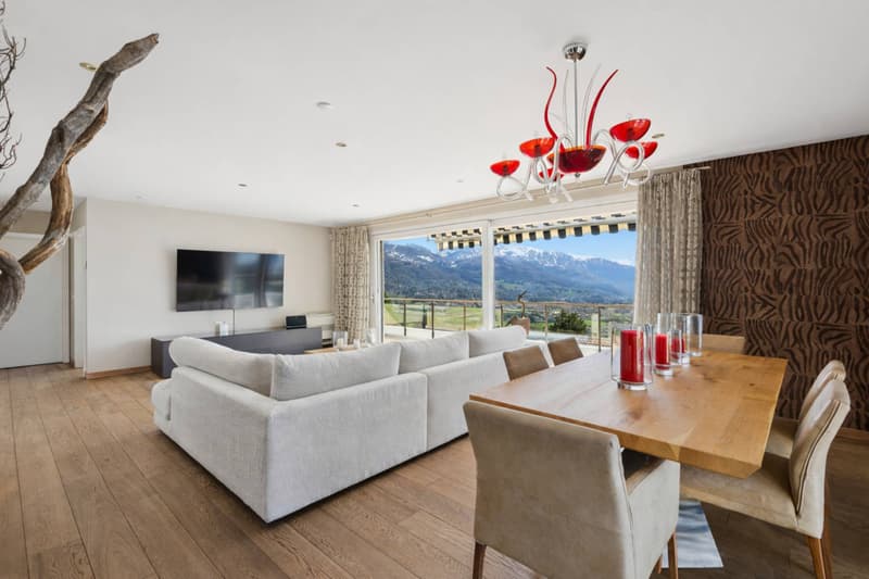 Duplex aux allures de villa avec vue imprenable sur le lac (5)