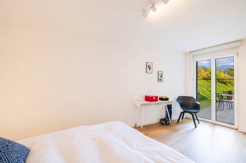 Spacieux appartement de 5.5 pièces avec terrasse et grand jardin (11)