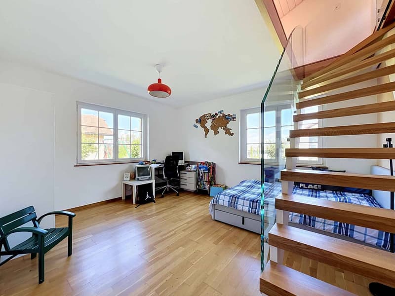 En exclusivité ! Villa individuelle de 6,5 pièces, idéale pour une famille (11)