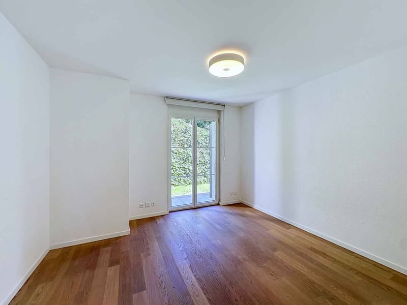 Spacieux appartement de 5.5 pièces avec terrasse et grand jardin (9)