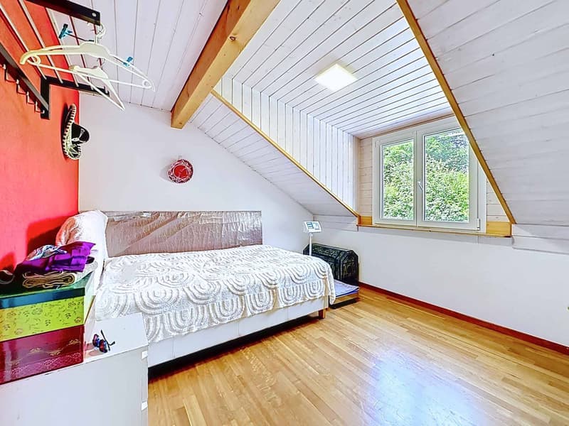 Appartement de 4.5 pièces situé dans le charmant village de Brent (10)