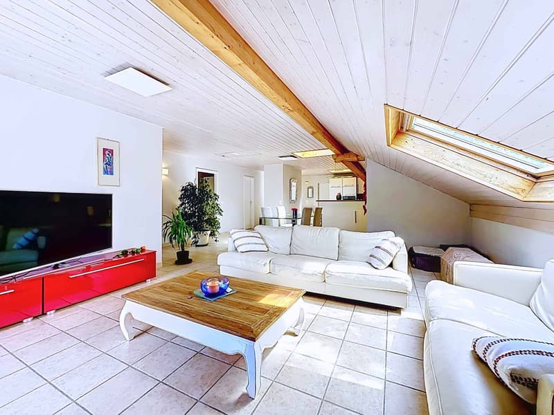 Appartement de 4.5 pièces situé dans le charmant village de Brent (5)