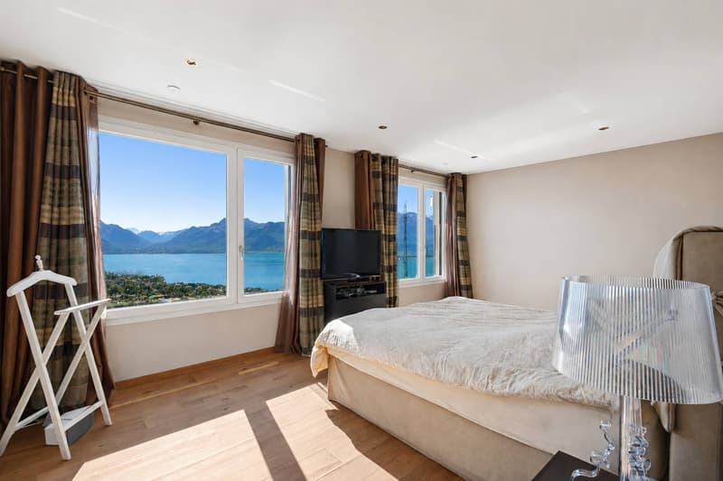 Duplex aux allures de villa avec vue imprenable sur le lac (11)