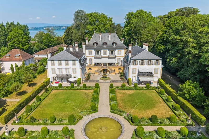 Prestigieux appartement de 6 pièces avec studio indépendant au sein d'un domaine d'exception (1)