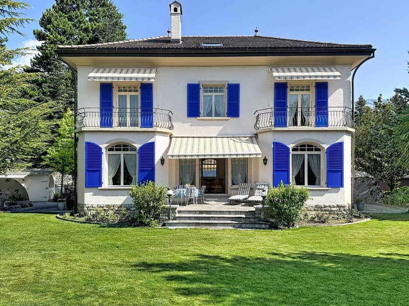 Rare à la vente, Maison de maître située à Veyras (1)