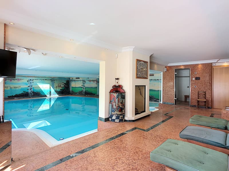 Appartement d'exception avec piscine privée intérieure et appartement de 3 pcs (4)