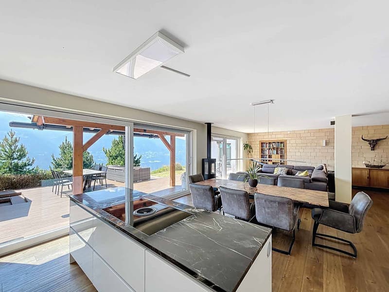 Splendide villa individuelle avec vue panoramique et dépendance (6)