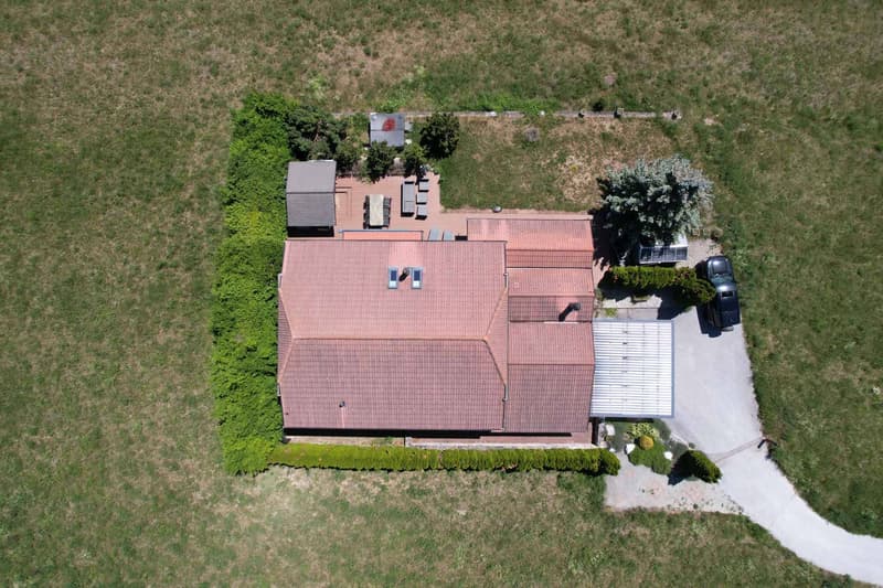 Splendide villa individuelle avec vue panoramique et dépendance (13)