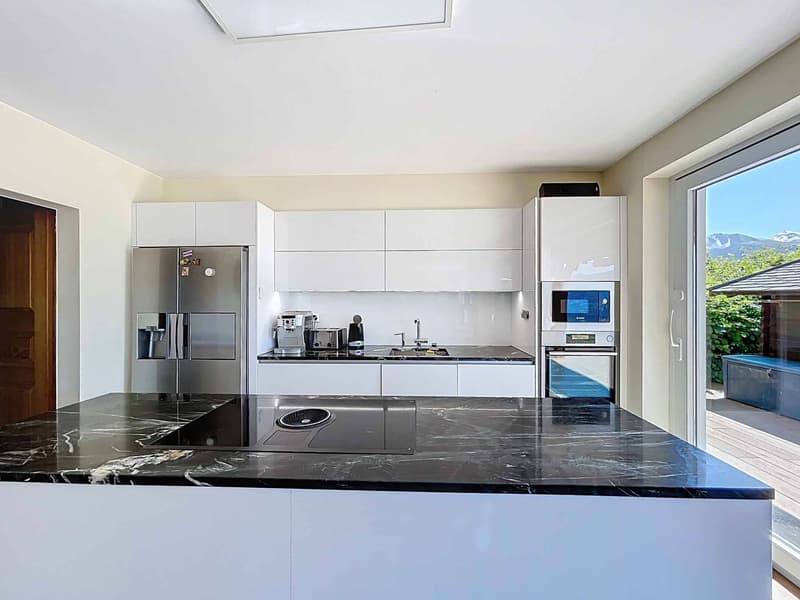 Splendide villa individuelle avec vue panoramique et dépendance (7)