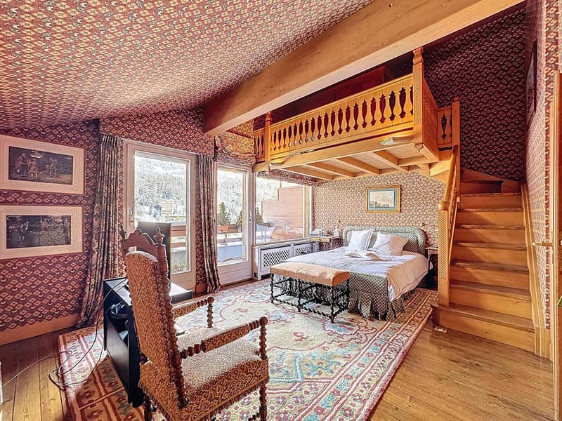 Appartement de 6.5 pièces en attique face au golf avec superbe vue + studio (8)