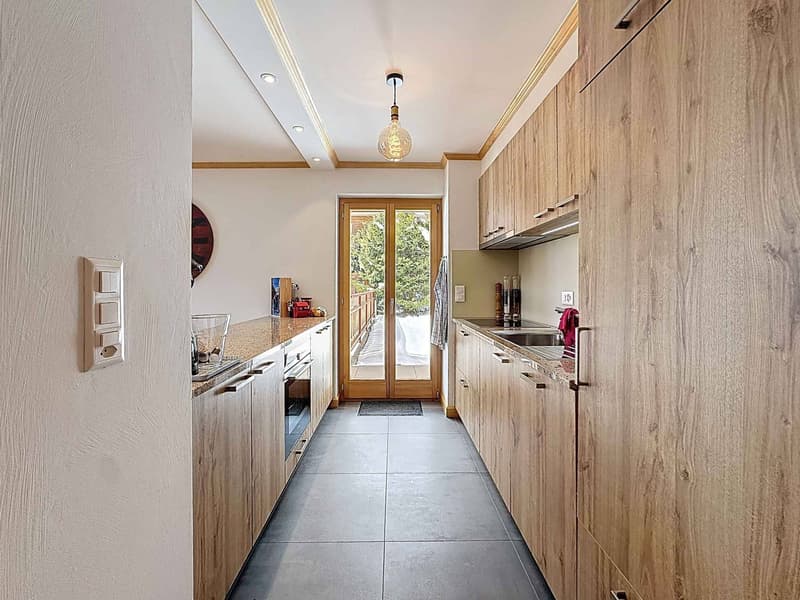 Magnifique appartement de 4.5 pièces avec jardin et belle vue (7)