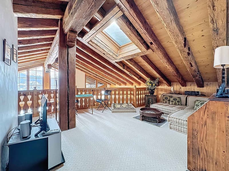 MAGNIFIQUE DUPLEX/ATTIQUE DE 6.5 PIÈCES AU CENTRE AVEC TRÈS BELLE VUE (13)