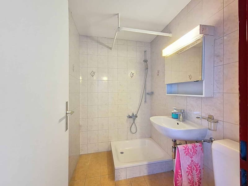 Opportunité - Appartement de 2 chambres à proximité du funiculaire (8)