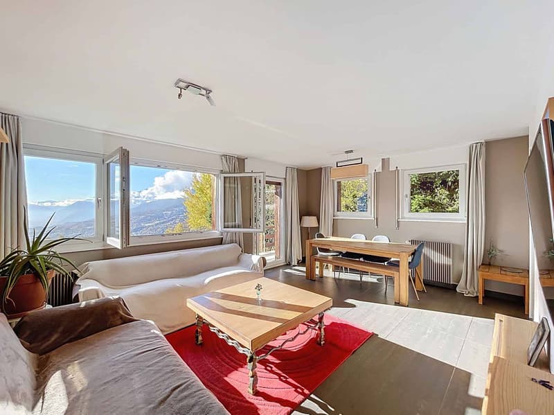 TRÈS BEL APPARTEMENT DE 3.5 PIÈCES AVEC VUE PANORAMIQUE EXCEPTIONNELLE (4)