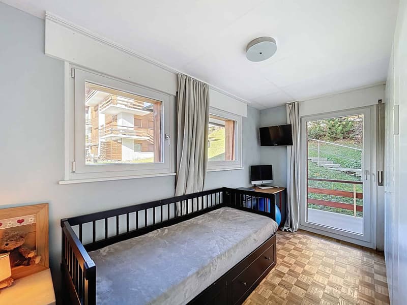 TRÈS BEL APPARTEMENT DE 3.5 PIÈCES AVEC VUE PANORAMIQUE EXCEPTIONNELLE (8)