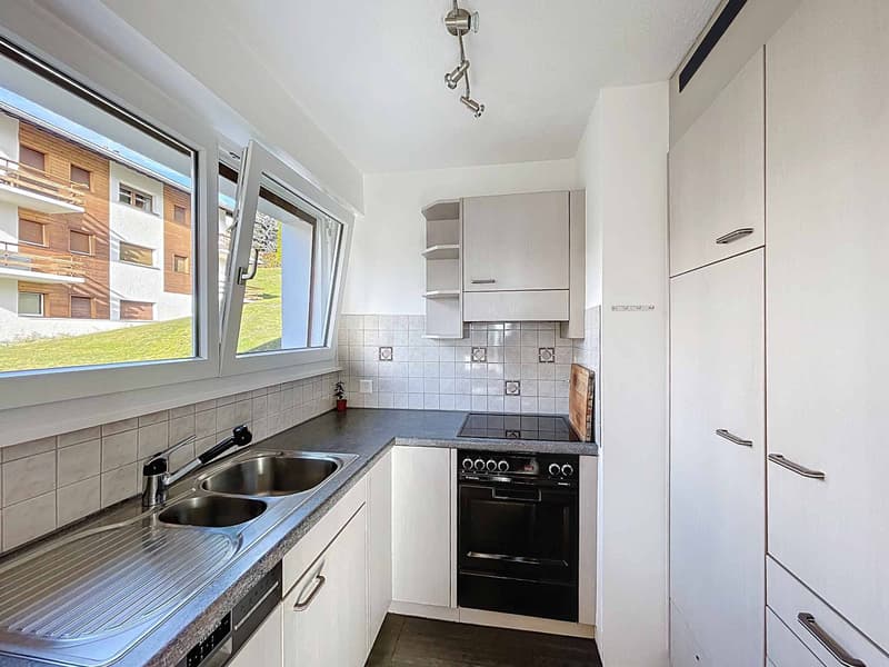 TRÈS BEL APPARTEMENT DE 3.5 PIÈCES AVEC VUE PANORAMIQUE EXCEPTIONNELLE (6)