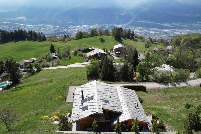 RARE - MAGNIFIQUE CHALET DE 5 CHAMBRES AVEC VUE PANORAMIQUE (3)