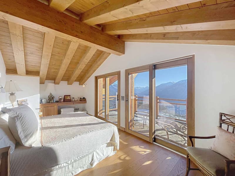 RARE - MAGNIFIQUE CHALET DE 5 CHAMBRES AVEC VUE PANORAMIQUE (6)