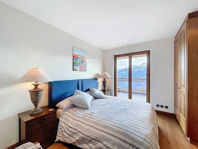 RARE - MAGNIFIQUE CHALET DE 5 CHAMBRES AVEC VUE PANORAMIQUE (9)
