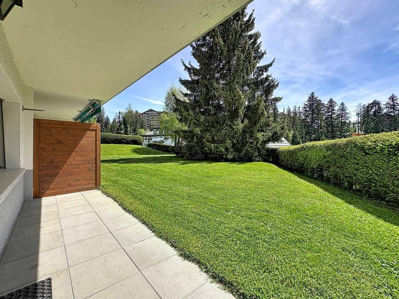 Charmant studio en rez-de-jardin à proximité du centre (2)